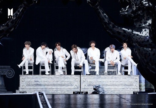 LOVE YOURSELF : SPEAK YOURSELF JAPAN EDITION Dionysus